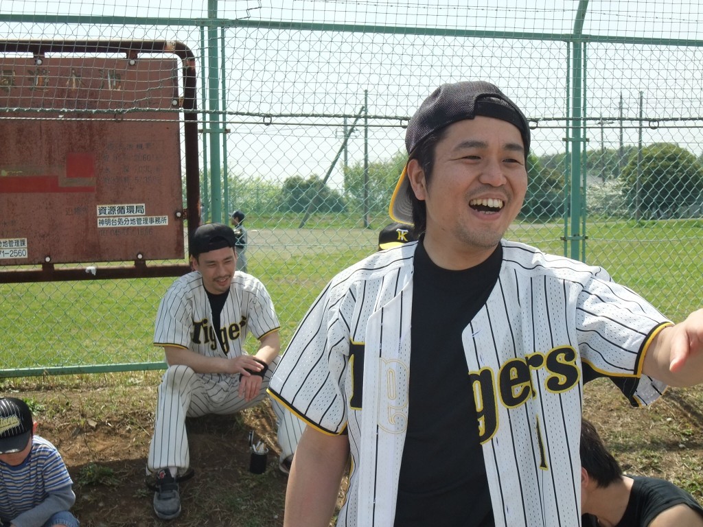 めっちゃ笑っとるやん